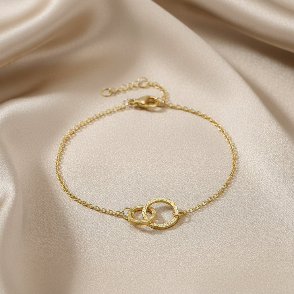 Minimalist Interlocking Circle Bracelet – Stainless Steel, Gold/ Rose Gold / Silver