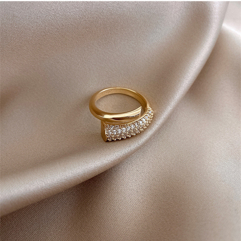 Pavé Crystal Band – 18K Gold Plated